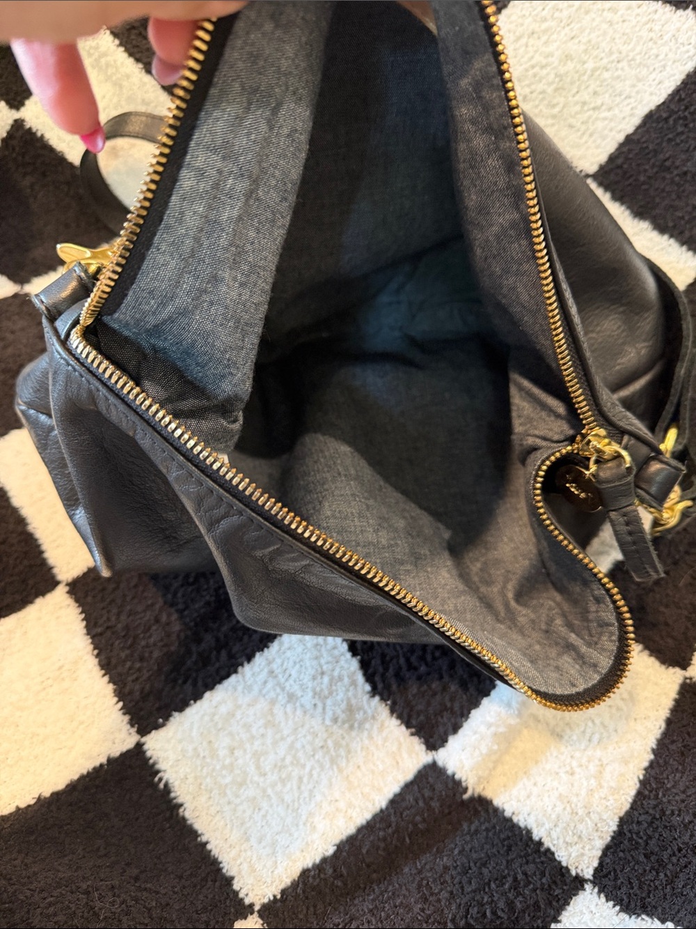 Clare V. Black Leather Shoulder Bag - Women - Picture 3 of 4